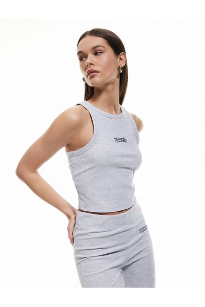 Koton Slim Fit, detailliertes, geripptes Unterhemd mit Neckholder und Pyjama-Oberteil