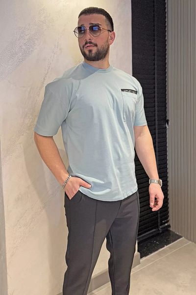 MİSHAR İTALİA Ανδρικό μπλουζάκι με μονό τσέπη με στάμπα με λαιμόκοψη