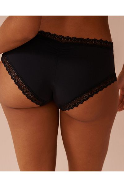 La Vie en Rose Microfiber and Lace Trim Hiphugger Panty