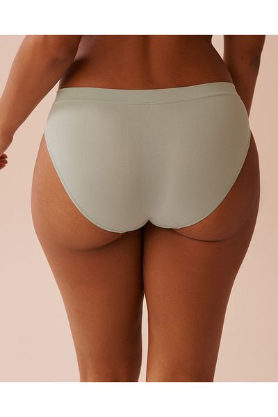 La Vie en Rose Seamless Fabric Bikini Panty
