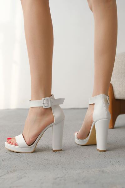 MODAADAM Pantofi cu toc Margaret din piele mată de damă alb - alb