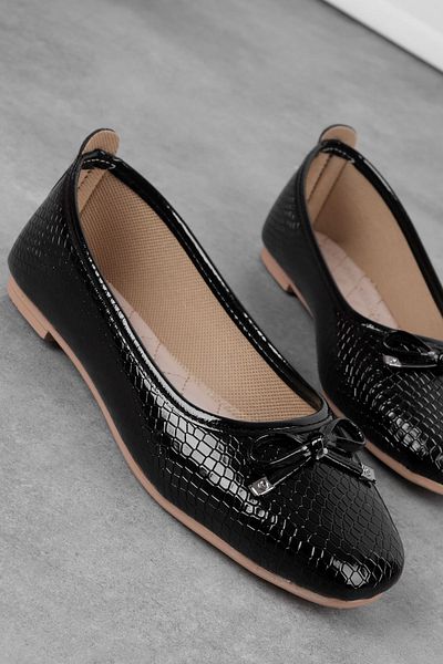 Lal Shoes & Bags Pitha Women's Crocodile Patterned Ribbon Detailed Ballerina Shoes-Black