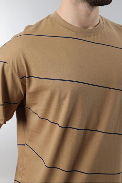 Madmext Ανδρικό μπλουζάκι Cappuccino Crew Neck Basic ριγέ E7102