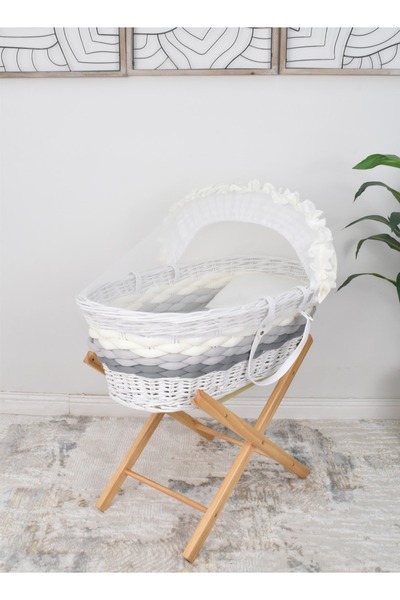 Fun Moment سلة موسى من الخيزران مع قاعدة خشبية قابلة للطي باللون الأبيض