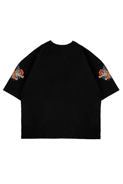 Sekizbiraltı Tricou negru unisex premium cu mânecă imprimată pe piept de tigru