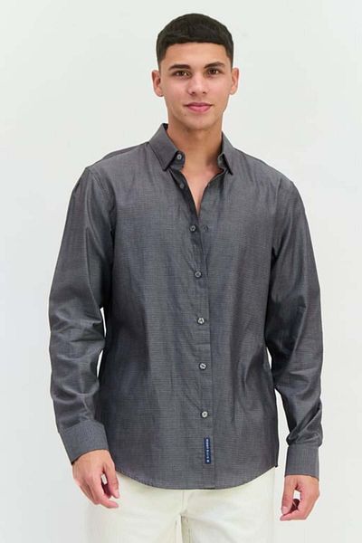 Perry Ellis قميص رجالي كاجوال بقصّة Slim Fit وطبعة متعرجة وأكمام طويلة، أسود