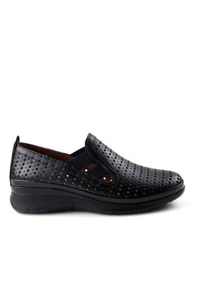 Scavia 02445 حذاء كاجوال جلدي للنساء من Ortho Pedic
