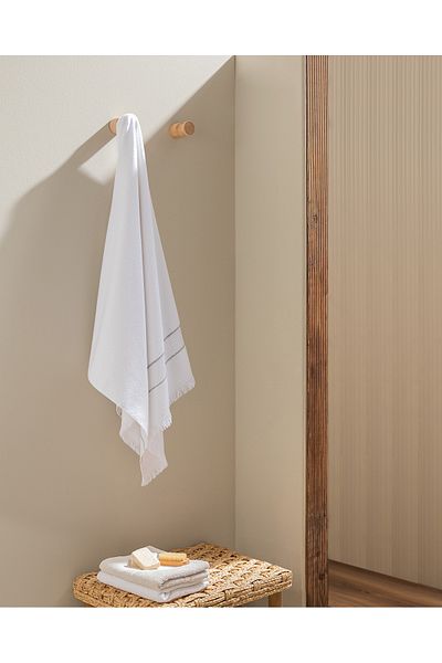 Madame Coco Raya 100% Cotton Bath Towel - White/Grey