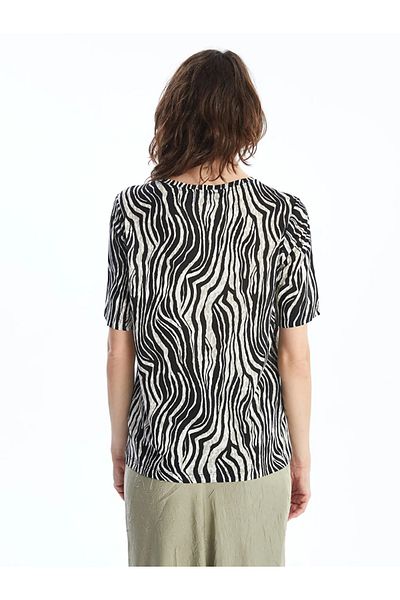 LC Waikiki Tricou cu flori pentru femei LCWAIKIKI Classic Crew Deck