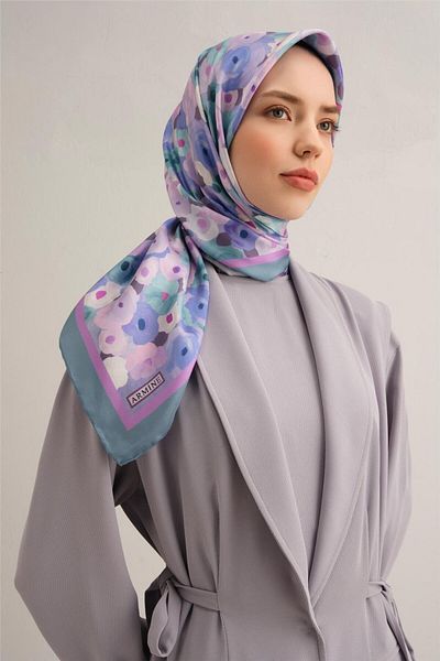 Armine Eșarfă din twill de mătase pură cu model, numărul de model 9300, dimensiuni 57 cm
