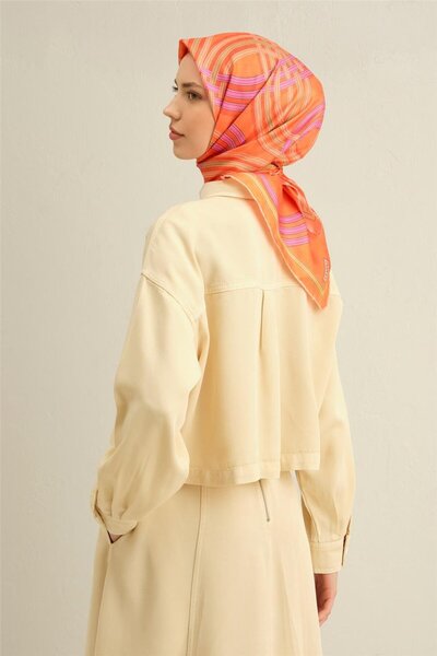 Armine Шарф з класичним візерунком з чистого шовку Sura 9333D 31