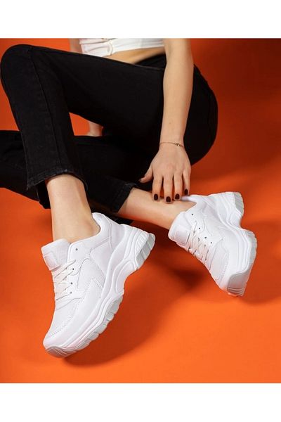 Elit 678 White Lightweight Comfortable High Sole Women's Sports Shoes