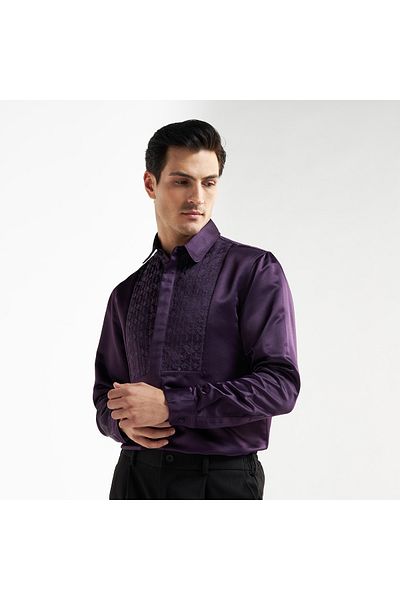 FAV Dress Shirt With Embroidered Bib