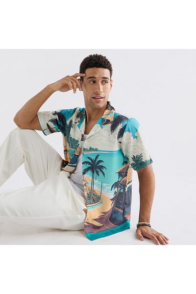 FAV All-over Graphic Print Shirt With Camp Collar And Short Sleeves