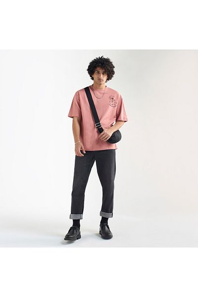 FAV Embroidered Crew Neck T-shirt With Short Sleeves