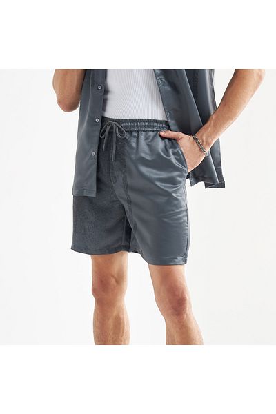 FAV Printed Shorts With Drawstring Closure And Pockets
