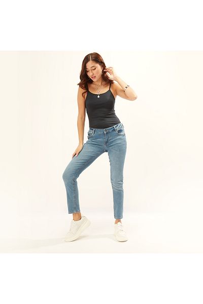Lee Cooper Ankle Length Plain Jeans With Pocket Detail And Belt Loops