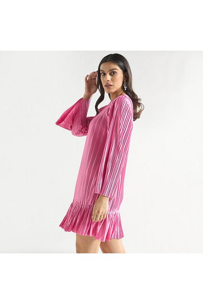 FAV Pleated A-line Dress With Flared Sleeves And Round Neck