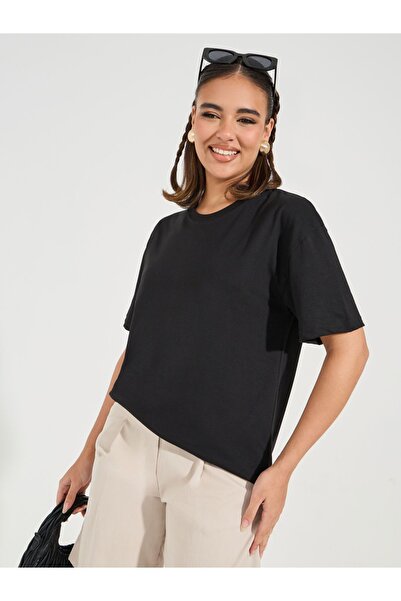 Styli Oversized Plain Dropped Shoulder T-Shirt