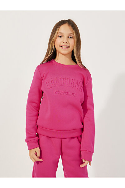 Styli Embossed Slogan Print Round Neck Sweatshirt & Joggers Set