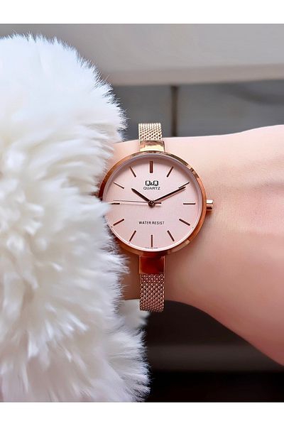 Q&Q Women's Straw Cord Wristwatch