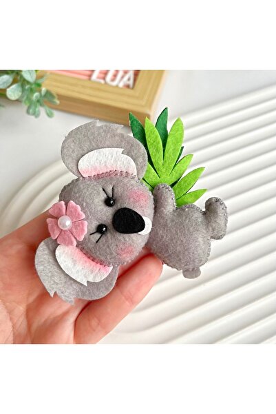 Lua Butik Handmade Girl's Koala Buckle