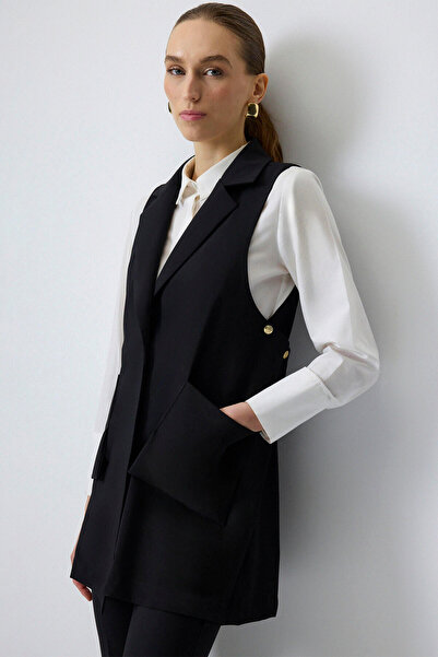 Touché Privé GOLD BUTTON DETAILED VEST