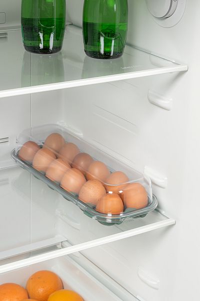 simplicity Tidy Egg Green 12 Compartment Egg Cup with Lid Refrigerator Egg Storage Container