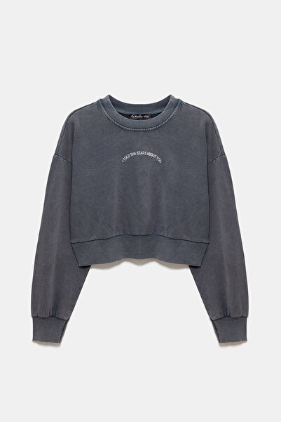 No Matter What Sweatshirt sa izvezenim kamenčićima
