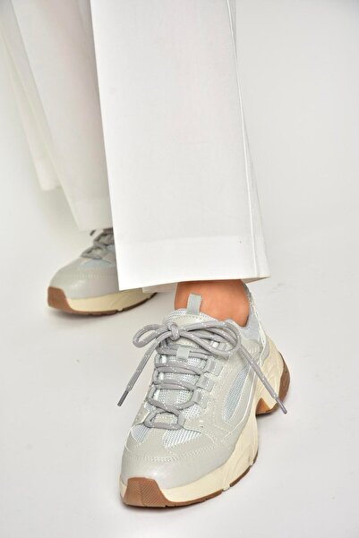 Fox Shoes U312414209 Сірі кросівки на товстій підошві