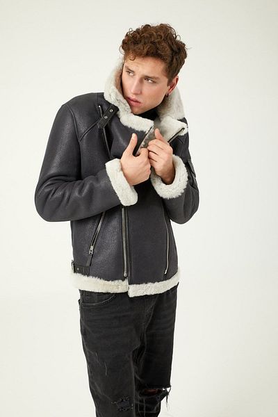 Deriderim Black Inside White Furry Herman Side Zipper Collar Buckle Slim Fit Biker Men's Genuine Fur Coat