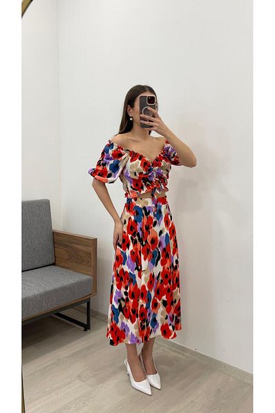Nazline Women's Gathered Madona Collar Top Elastic Waist Slit Midi Skirt Set