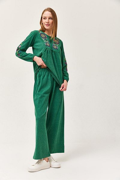 CALİENTE Hera Fabric Front and Sleeves Embroidered Double Suit Green