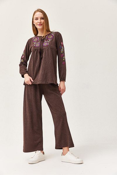 CALİENTE Hera Fabric Front and Sleeves Embroidered Double Suit Brown