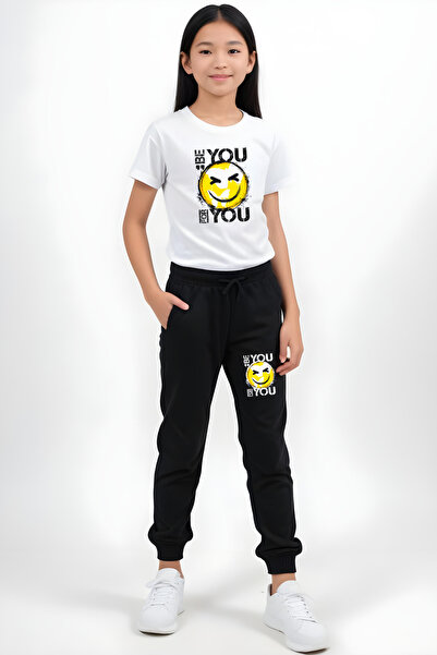 panios kids Budi Ti Emoji Štampano Majica i trenerka za devojčice Set gornjeg...