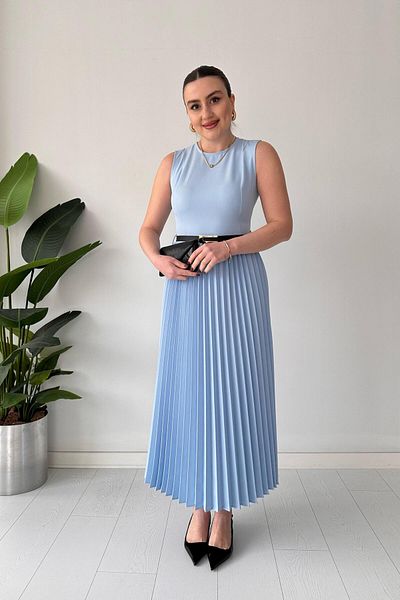 MaziButik Rochie albastră plisată fără mâneci pentru păpuși