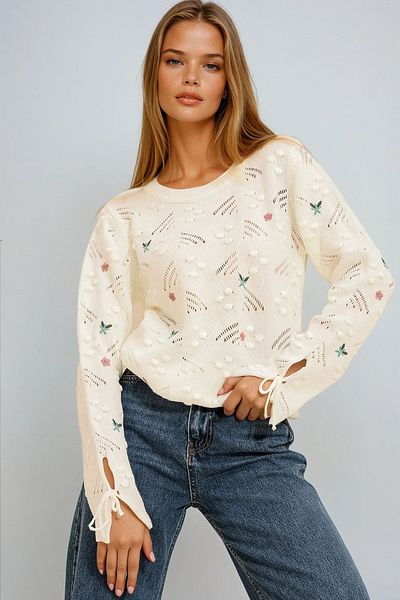 VAGGON Women's Ecru Crew Neck Embroidered Knitwear Sweater Prmx11136