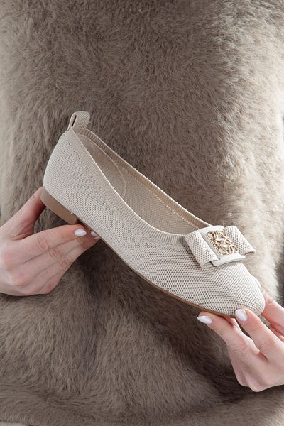 ZİESCE Women's Beige Knitwear Round Toe Buckle Detail Babet Shoes