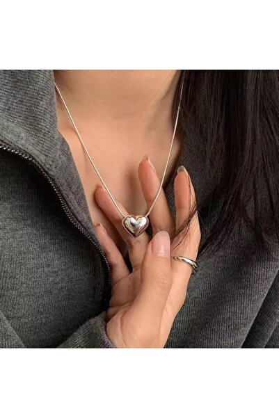 Perry Accesories العصرية بومبي القلب منقوشة تشويه سلسلة الفولاذ قلادة المرأة