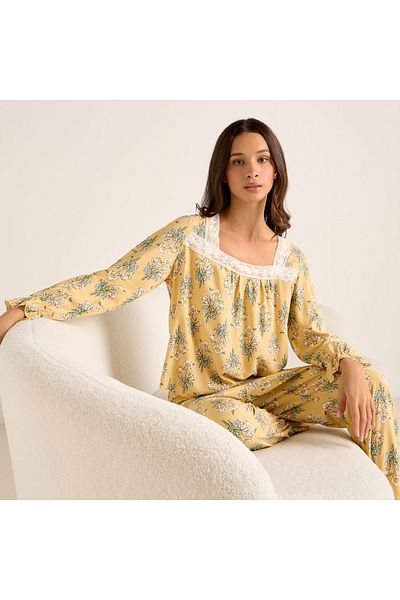 FAV Floral Print Long Sleeves Top and Pyjama Set