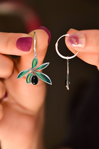 Papatya Silver 925 Ayar Gümüş Oniks Taşlı Zeytin Dalı Küpe.rose.gold.rodaj