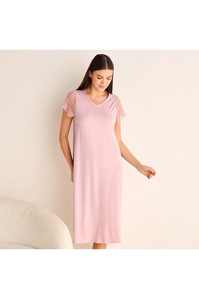 FAV Lace Sleepshirt with Short Sleeves and V-neck