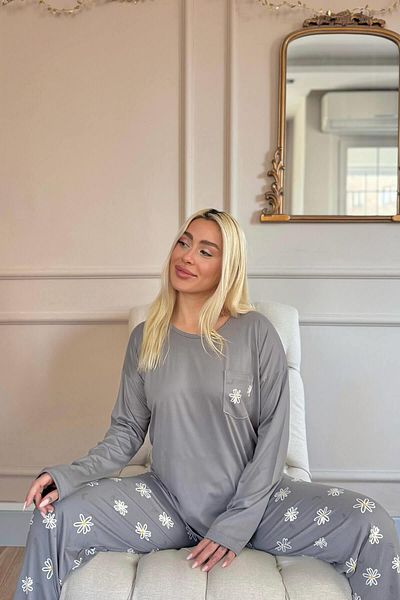Pijamaevi Gray Daisy Patterned Bamboo Long Sleeve Women's Pajama Set