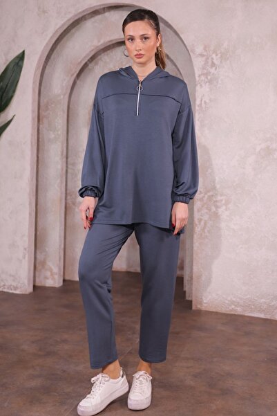 Byelmira طقم علوي بقلنسوة من القماش الكريستالي للنساء