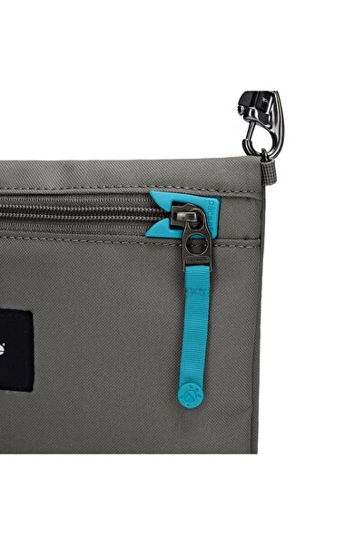 Pacsafe Go Shoulder bag RFID protection 24 cm