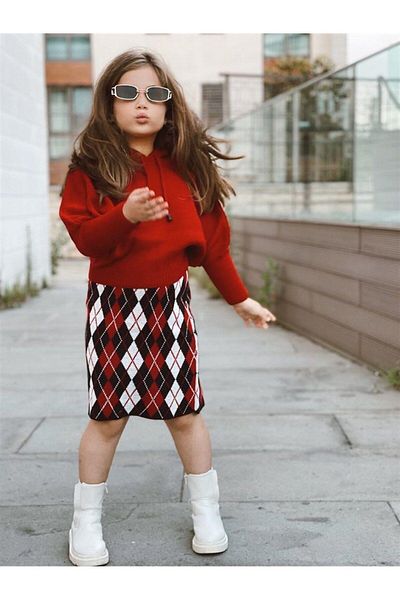 Hilal Akıncı Kids Girl's Bat Sleeve Knitwear Sweater Argyle Patterned Skirt Set of 2