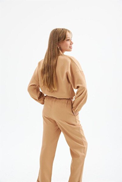 Hilal Akıncı Kids Κοριτσίστικο χρυσό κουμπί με λεπτομέρεια διπλό ύφασμα μακρυμάνικη μπλούζα και παντελόνι 2 τεμαχίων