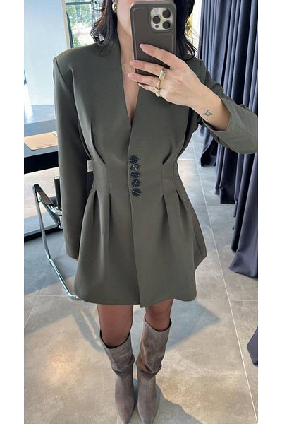 buqre's moda Buttoned Jacket and Skirt Suit with Pen Detail