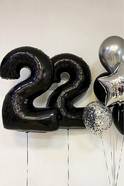 BeySüS Black 22 Number Foil Balloon