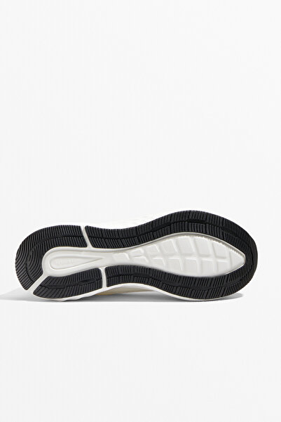 Oysho Multi-activity trainers - versatile, everyday use, walking